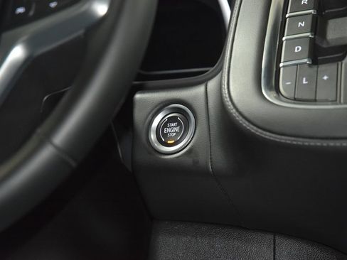 Used 2023 Chevrolet Tahoe Z71 w/ Luxury Package AWD/4WD image 34