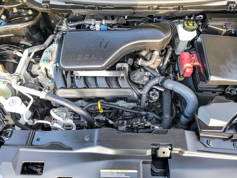 Used 2021 Nissan Rogue Sport S image 21