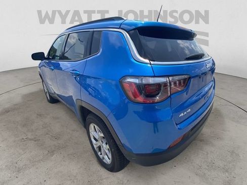 Used 2024 Jeep Compass Latitude AWD/4WD image 7