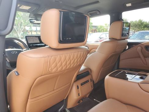 Used 2023 INFINITI QX80 Sensory w/ Cargo Package AWD/4WD image 18