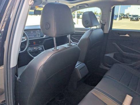 Used 2024 Volkswagen Jetta SE w/ Panoramic Sunroof Package FWD image 26