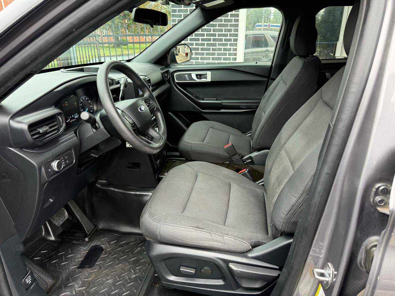 Used 2021 Ford Explorer 4WD Police Interceptor image 29