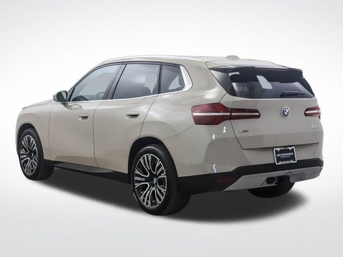 Used 2026 BMW X3 xDrive30i w/ Premium Package AWD/4WD image 3