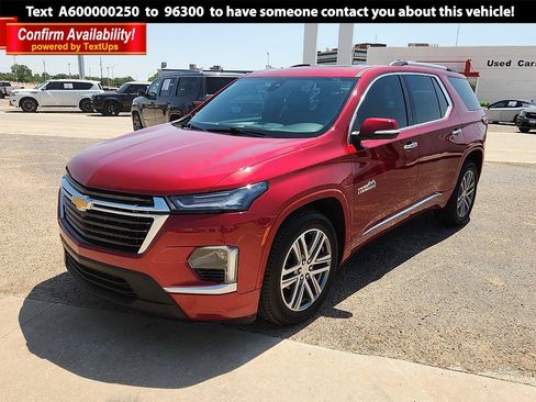 Used 2023 Chevrolet Traverse High Country AWD/4WD image 1