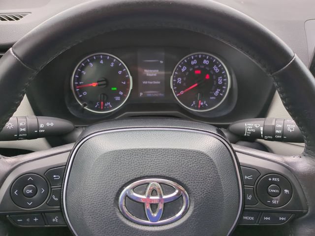 Used 2019 Toyota RAV4 XLE Premium w/ Cold Weather Package FWD image 29