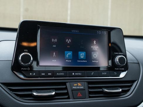 Used 2024 Nissan Altima 2.5 S image 26