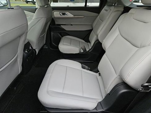 New 2026 Ford Explorer Active w/ Active Comfort Package image 29