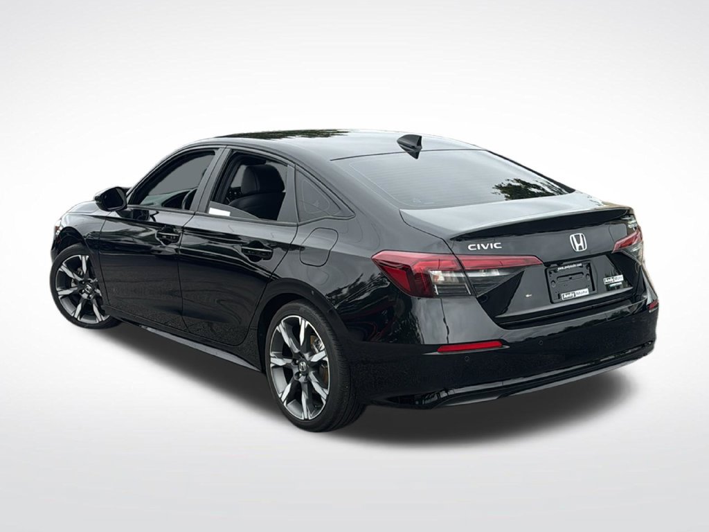Used 2025 Honda Civic Sport Touring image 5