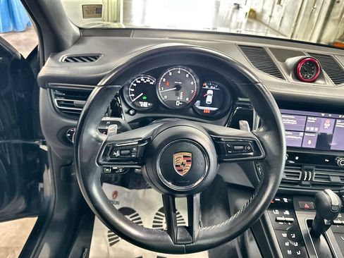 Used 2023 Porsche Macan S AWD/4WD image 17