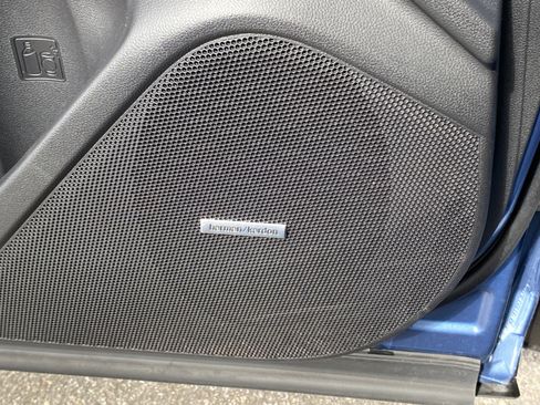 Used 2020 Subaru Forester Touring image 29