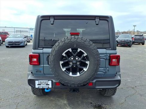 Used 2025 Jeep Wrangler Unlimited Rubicon 4xe AWD/4WD image 34