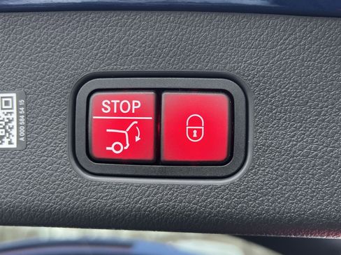 New 2026 Mercedes-Benz GLC 300 4MATIC image 25