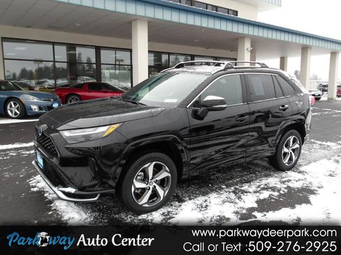 Used 2023 Toyota RAV4 SE w/ Weather & Moonroof Package image 1