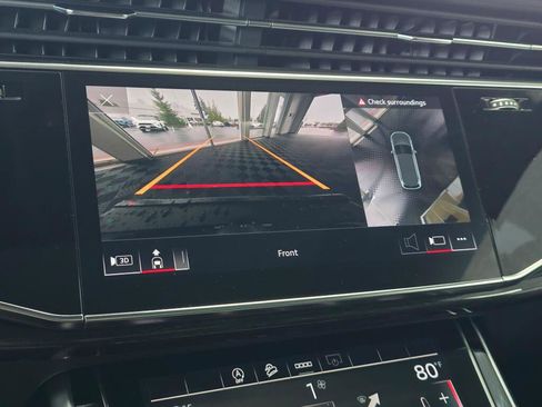 Used 2025 Audi Q7 3.0T Premium Plus image 30