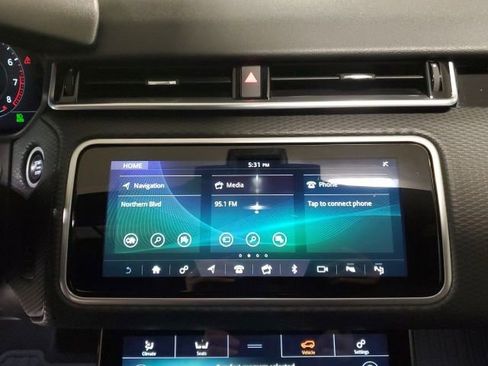 Used 2019 Land Rover Range Rover Velar R-Dynamic SE image 21