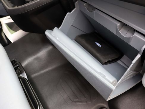 Used 2019 Ford Transit 250 148WB CARGO image 19