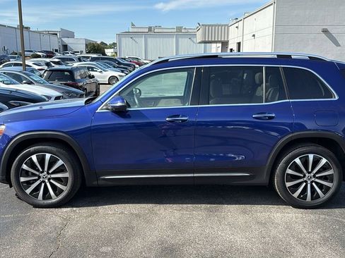 Certified 2021 Mercedes-Benz GLB 250 4MATIC w/ Premium Package image 7