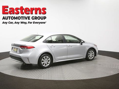 Used 2022 Toyota Corolla LE image 41