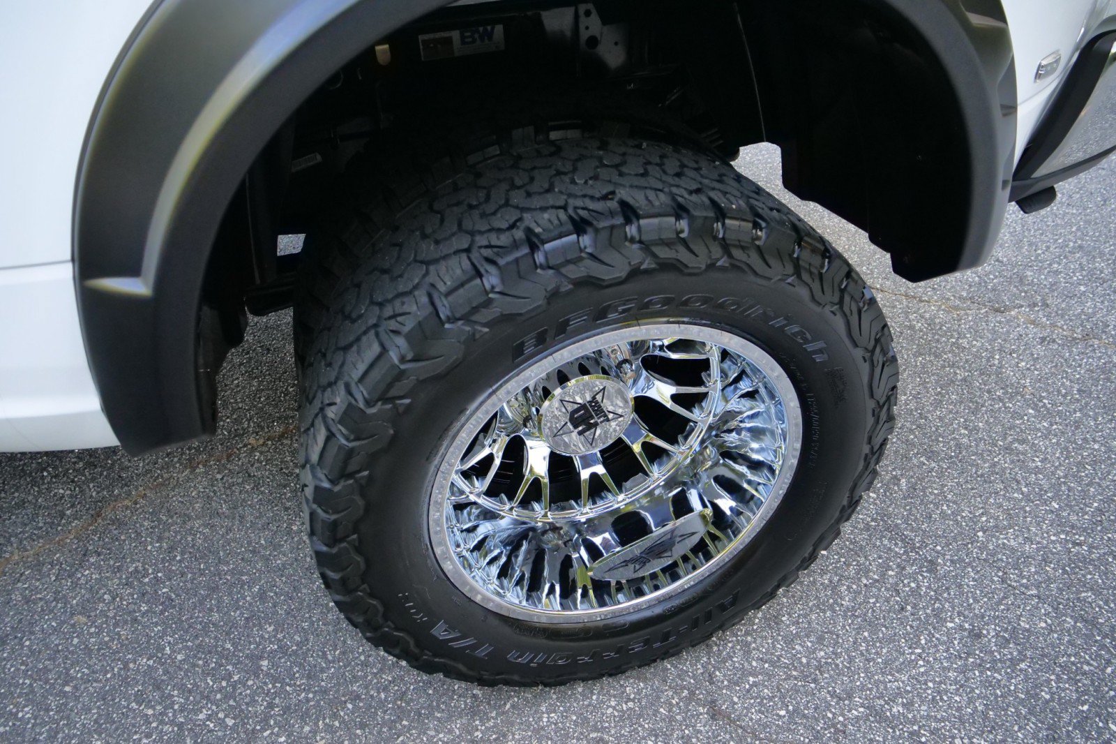 Used 2023 RAM 3500 Tradesman w/ Chrome Appearance Group AWD/4WD image 35