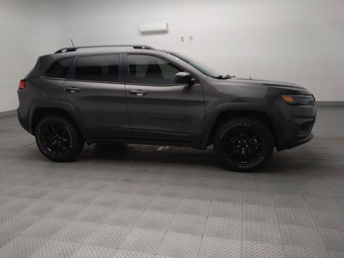 Used 2022 Jeep Cherokee Latitude image 11