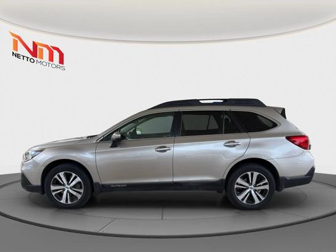 Used 2018 Subaru Outback 2.5i Limited AWD/4WD image 2