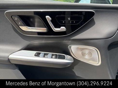 New 2025 Mercedes-Benz GLC 350e 4MATIC image 17