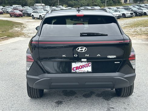 Used 2025 Hyundai Kona SEL image 6