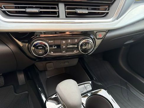 New 2026 Chevrolet Trax LT w/ Driver Confidence Package image 28