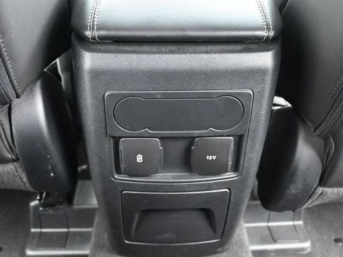 Certified 2023 Ford Explorer XLT w/ Equipment Group 202A RWD image 22