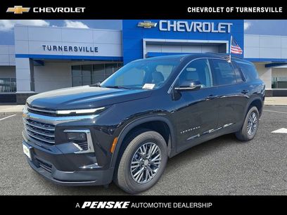 New 2027 Chevrolet Traverse LT w/ LPO, Floor Liner Package