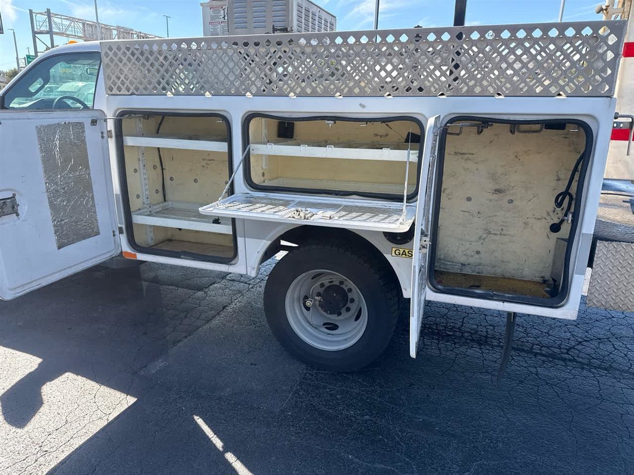 Used 2012 Ford F450 XL w/ Heavy Service Suspension Pkg RWD image 16
