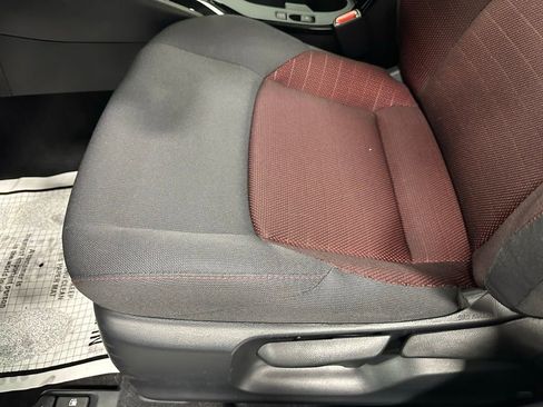 Used 2025 Toyota Corolla SE w/ SE Premium Package image 13