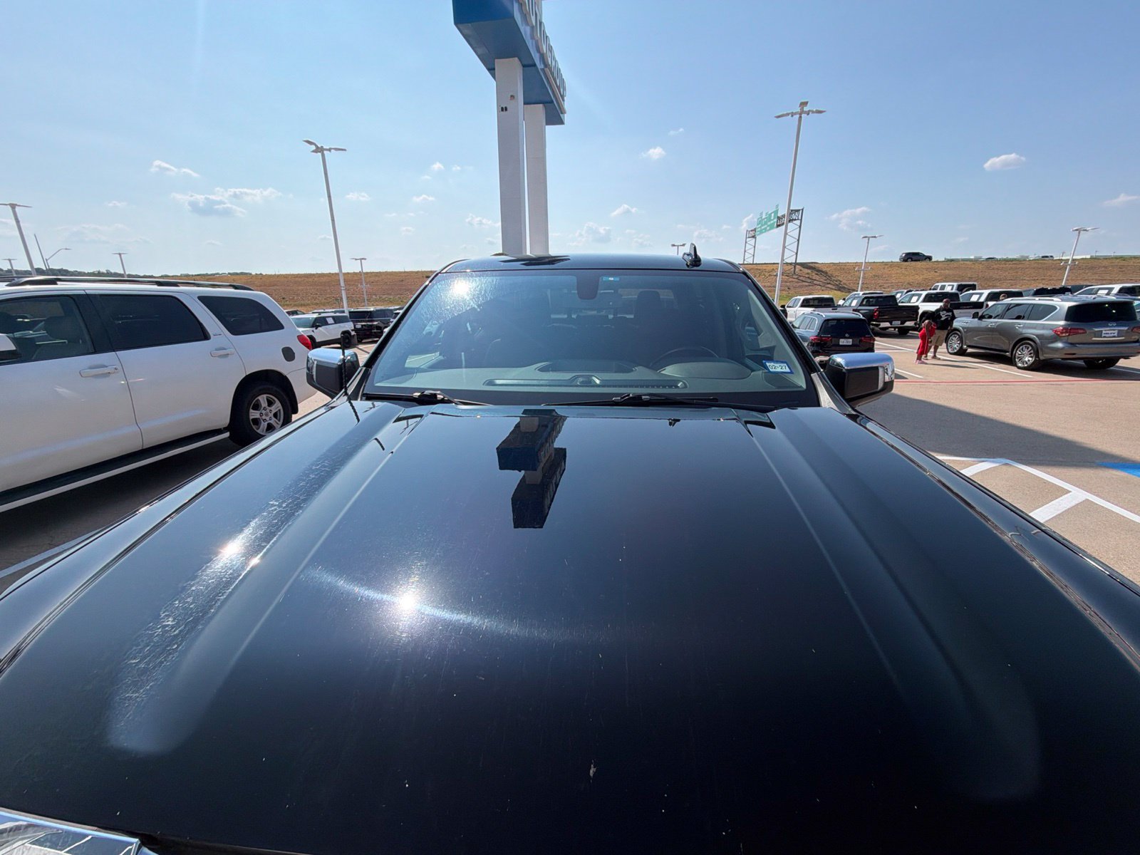 Used 2020 GMC Sierra 1500 SLT AWD/4WD image 3