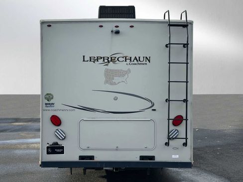 Used 2014 Chevrolet Express 4500 w/ RV Package image 6