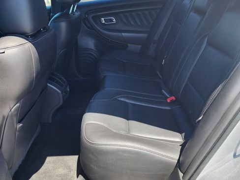 Used 2016 Ford Taurus Limited FWD image 10