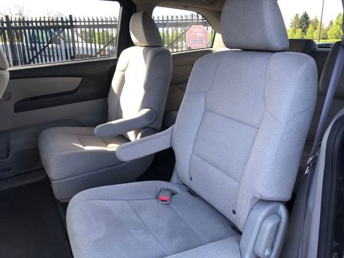 Used 2012 Honda Odyssey LX image 7