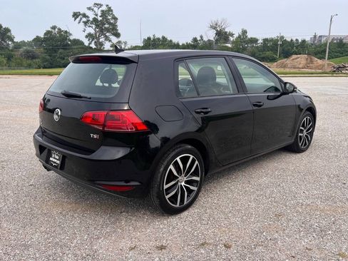 Used 2016 Volkswagen Golf SE image 7