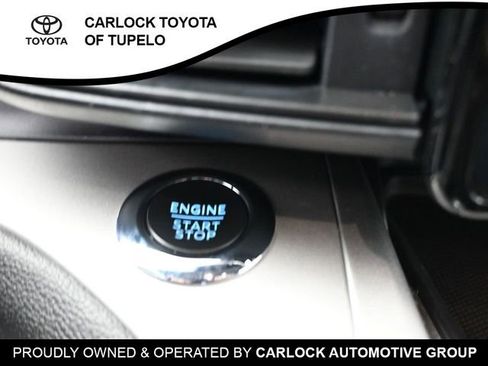 Used 2022 Ford Explorer XLT w/ Class IV Trailer Tow Package image 17