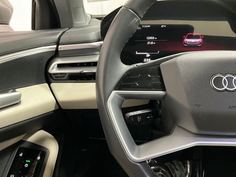 Used 2025 Audi A5 2.0T Premium w/ Convenience Package AWD/4WD image 19