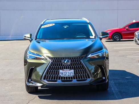 Used 2024 Lexus NX 250 FWD image 2