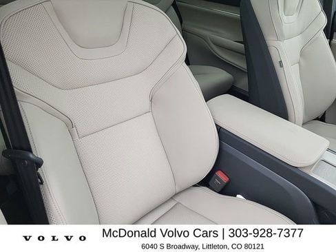 New 2025 Volvo EX90 Plus AWD/4WD image 19