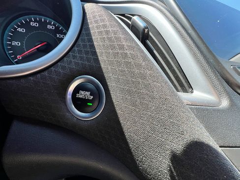 Used 2024 Chevrolet Malibu LT image 35