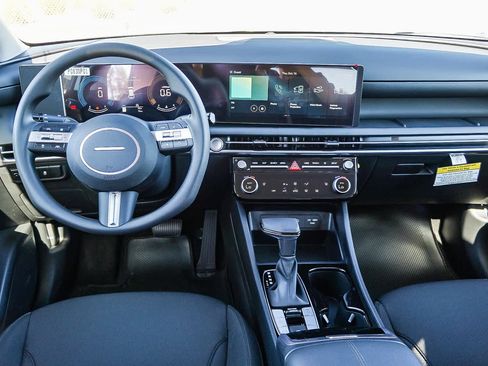 New 2026 Hyundai Tucson SEL image 14