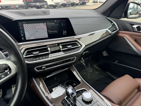 Used 2023 BMW X5 xDrive45e w/ Executive Package image 36