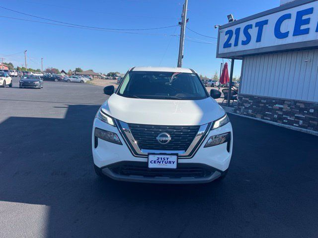 Used 2023 Nissan Rogue S AWD/4WD image 2