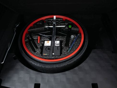 New 2026 Porsche Cayenne image 34