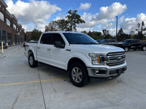 Used 2019 Ford F150 XLT w/ Equipment Group 302A Luxury image 4