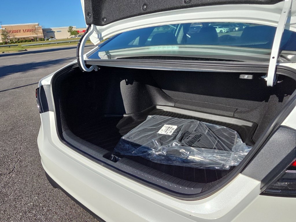 Used 2026 Honda Accord LX image 54