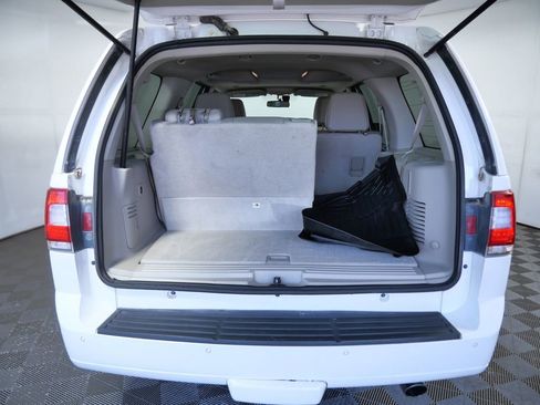 Used 2016 Lincoln Navigator Select AWD/4WD image 10