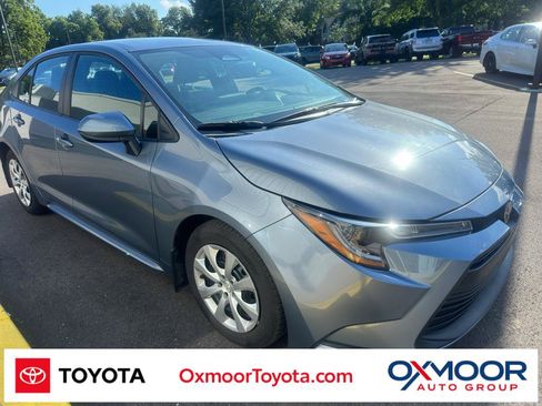 Used 2025 Toyota Corolla LE FWD image 1